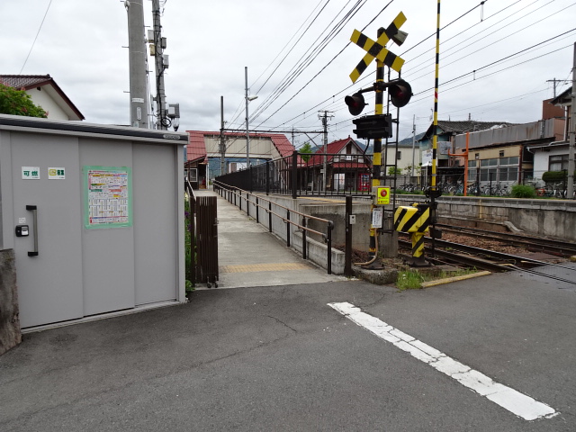 駅出入口 (上りホーム)