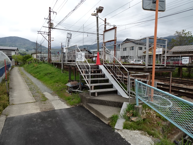 駅出入口 (上りホーム)