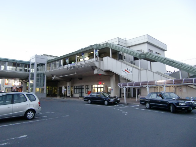 駅舎 (西口)