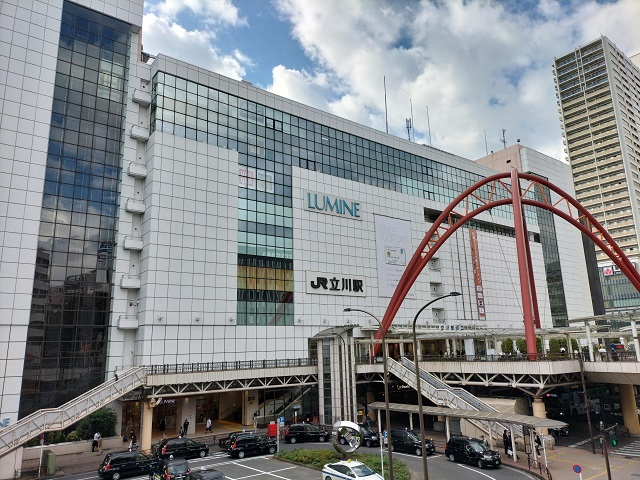 駅舎 (北口)