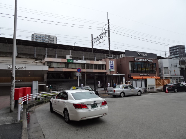 駅舎 (北口)