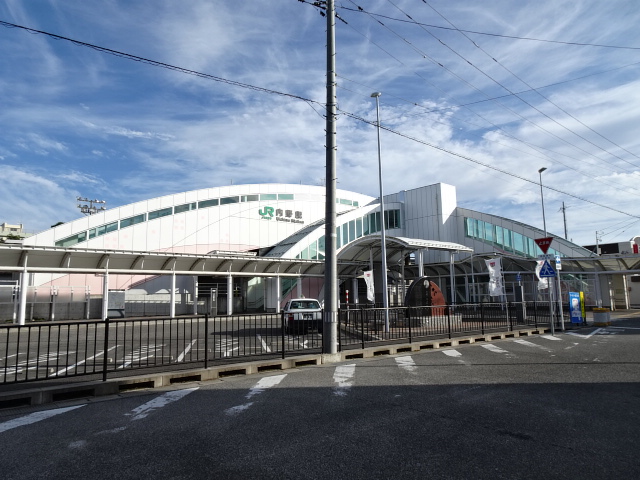 駅舎 (南口)