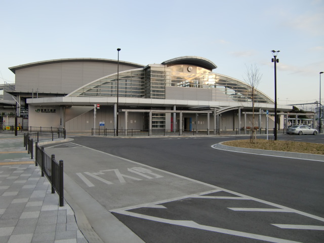 駅舎 (西口)