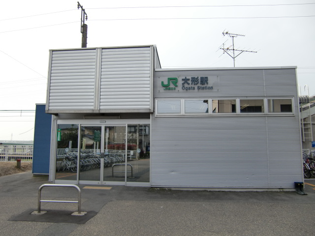 駅舎 (北口)