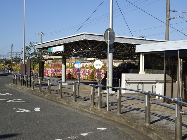 駅舎 (西口)