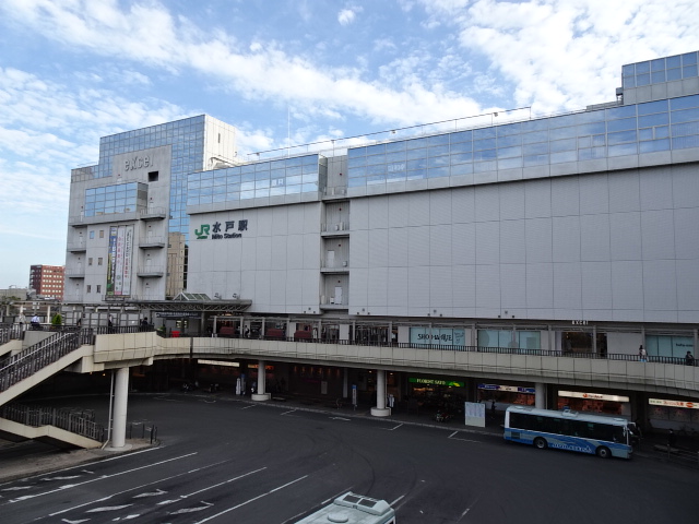 駅舎 (北口)