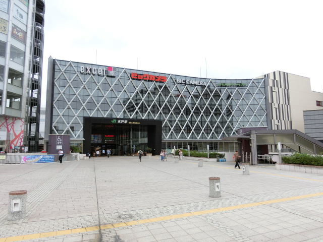 駅舎 (南口)