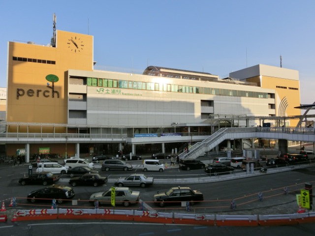 駅舎 (西口)