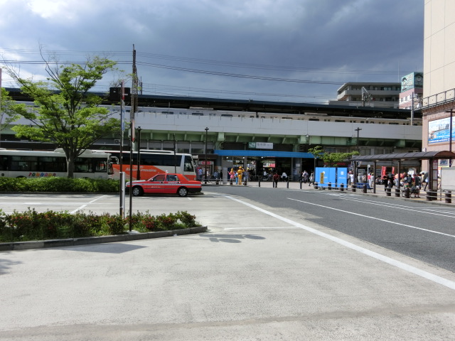 駅舎 (南口)