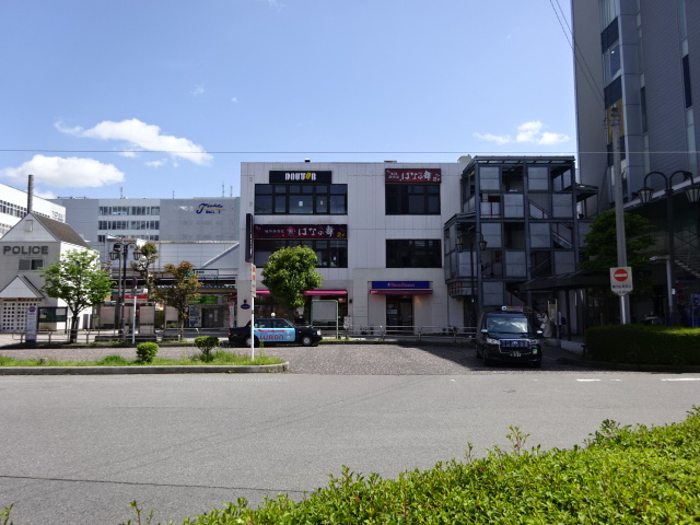 駅舎 (西口)