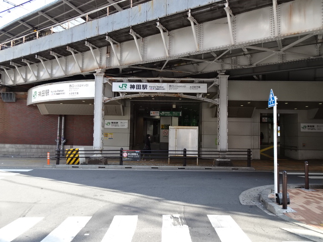 駅舎 (西口)
