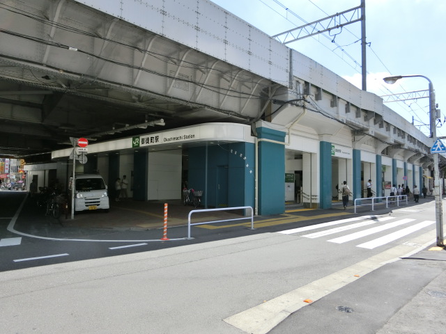 駅舎 (南口)