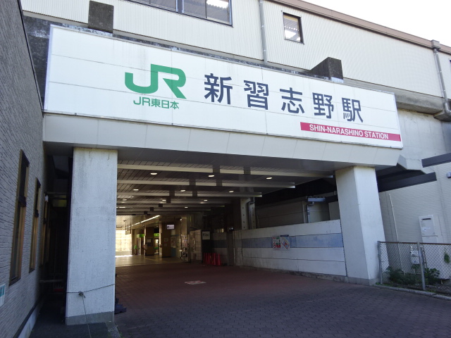 駅舎 (北口)