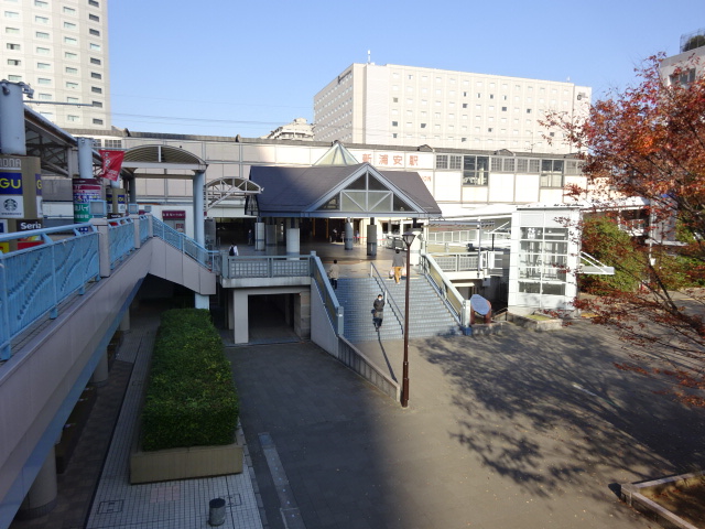 駅舎 (南口)