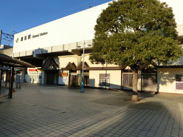 駅舎 (西口)