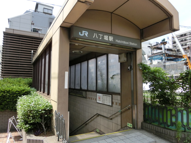 B4出口