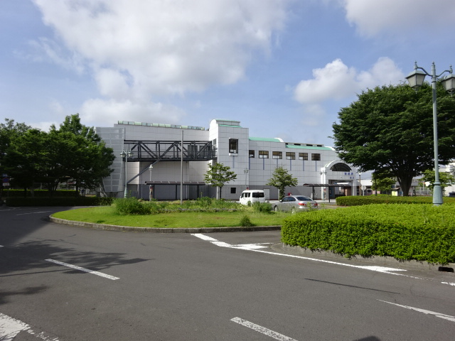 駅舎 (北口)