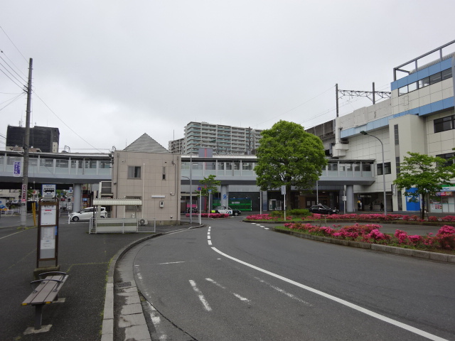 駅舎 (西口)