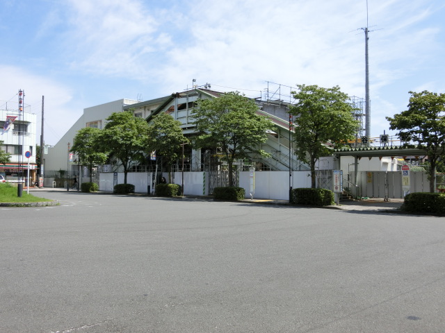 駅舎 (北口)