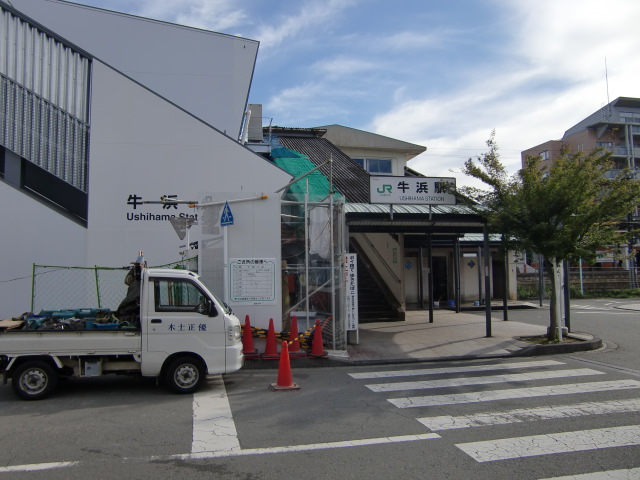 駅舎 (西口)