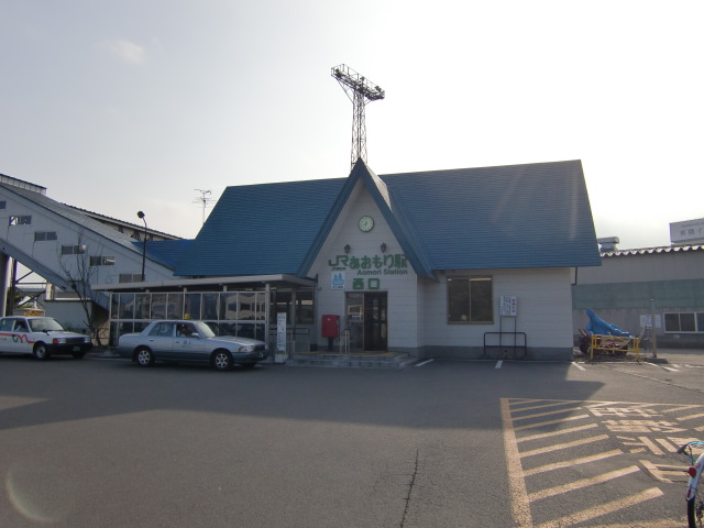 駅舎 (西口)