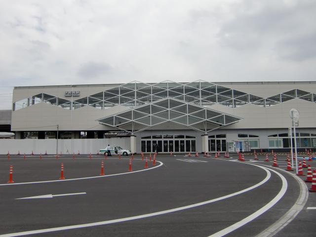 駅舎 (北口)