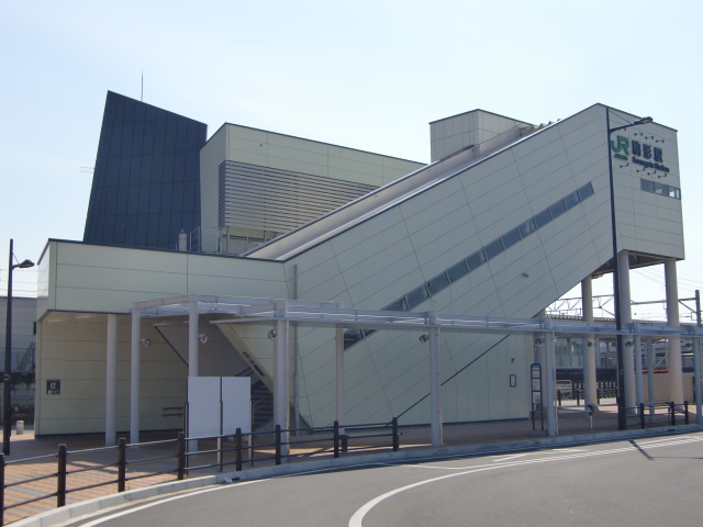 駅舎 (北口)