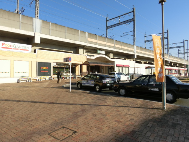 駅舎 (西口)