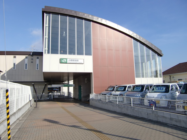 駅舎 (南口)