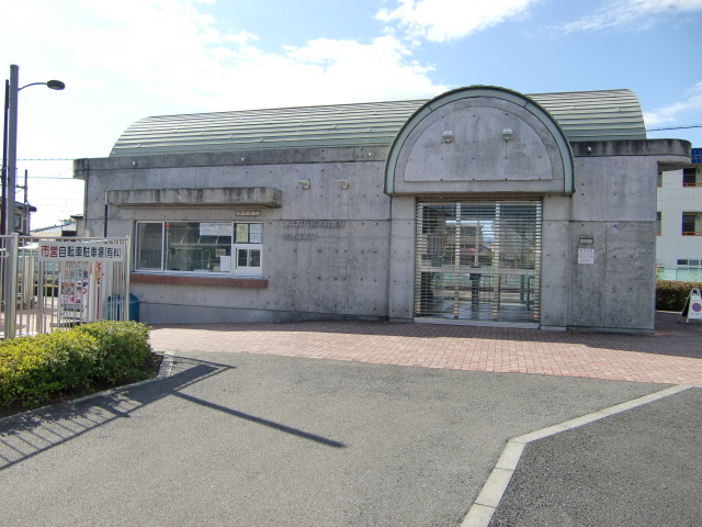 駅舎 (北口)