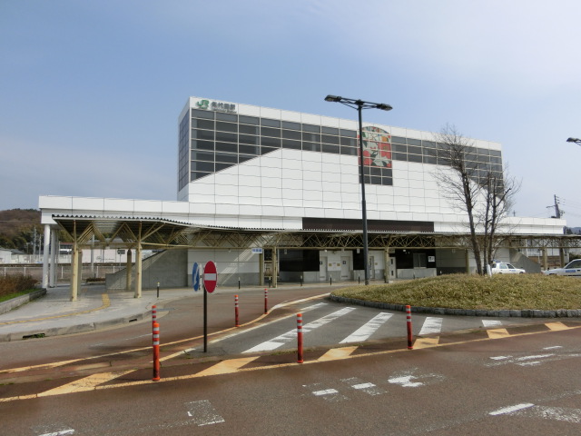 駅舎 (西口)