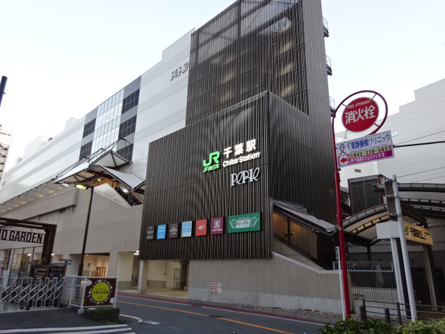 駅舎 (南口)