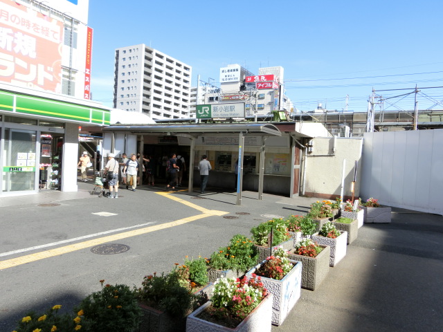 駅舎 (北口)