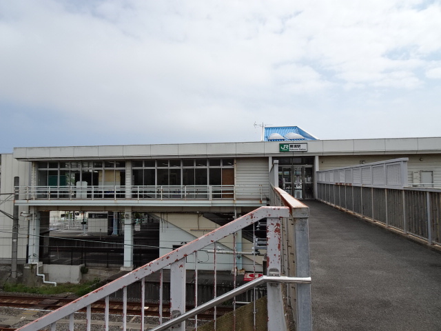 駅舎 (北口)