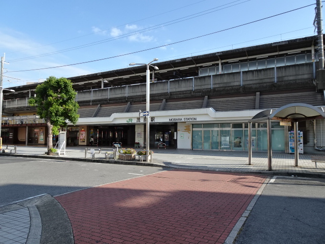 駅舎 (南口)