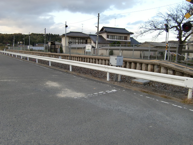 ホーム全景