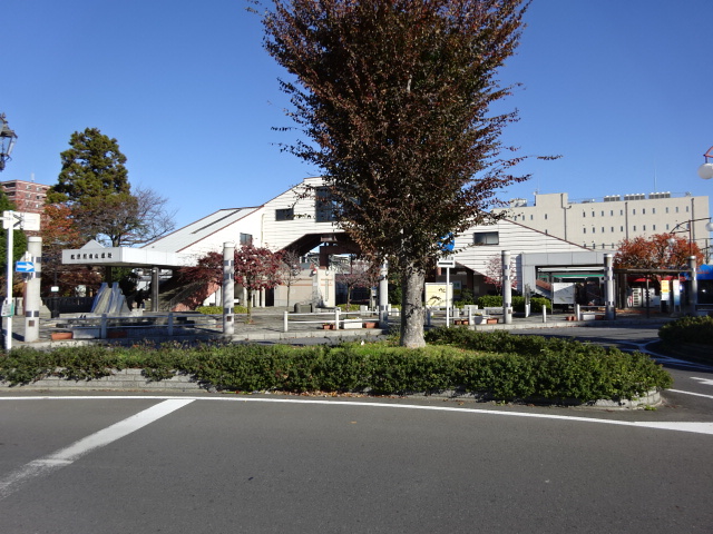 駅舎 (南口)