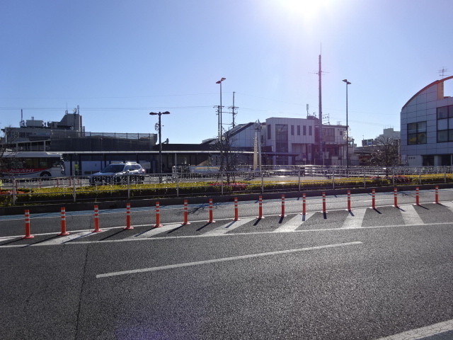 駅舎 (西口)