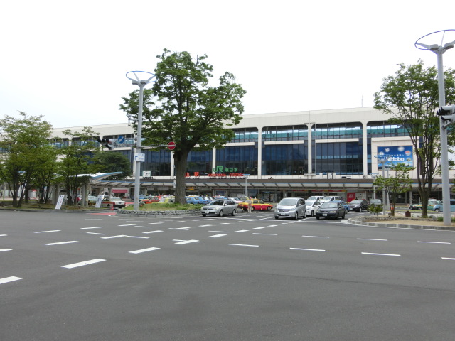 駅舎 (西口)