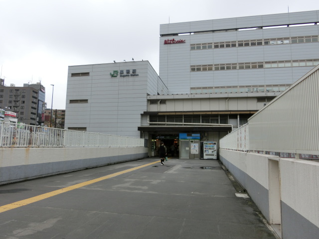 駅舎 (南口)