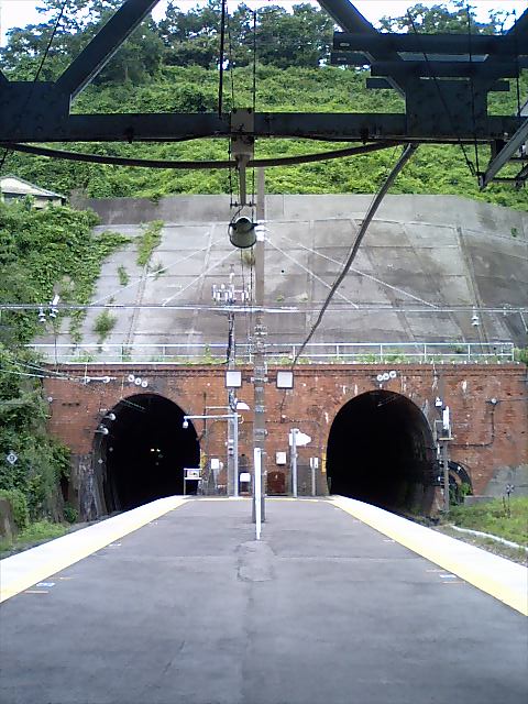 田浦トンネル