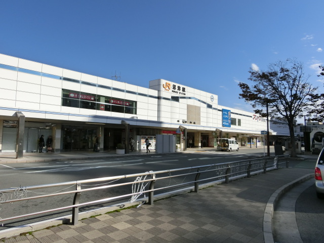 駅舎 (南口)