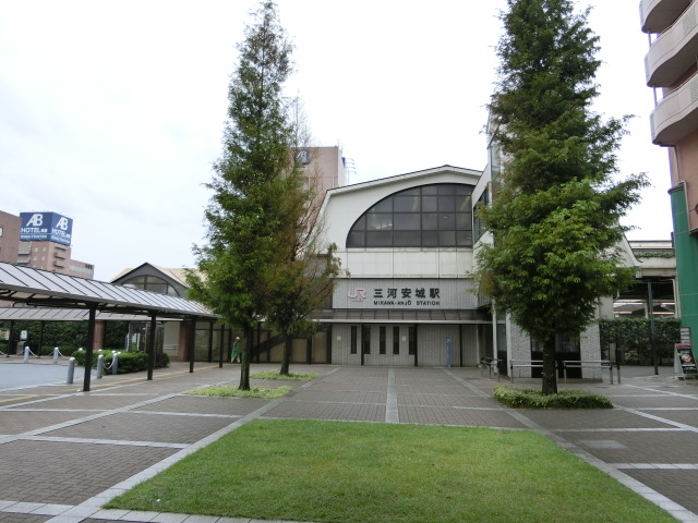 駅舎 (北口)