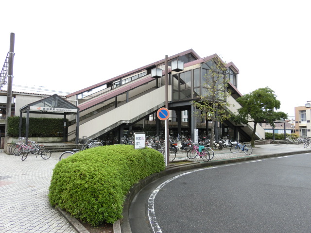 駅舎 (北口)