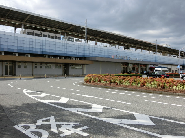 駅舎 (北口)