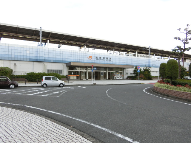 駅舎 (南口)