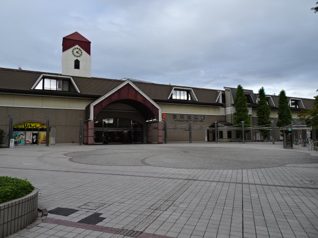 駅舎 (南口)
