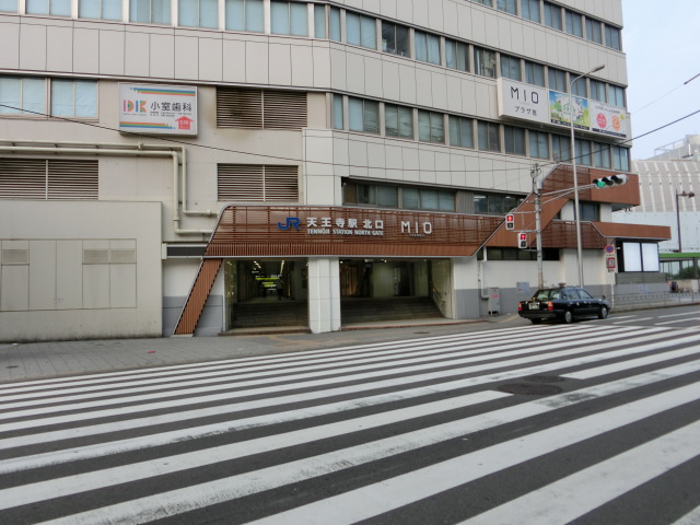 駅舎 (北口)