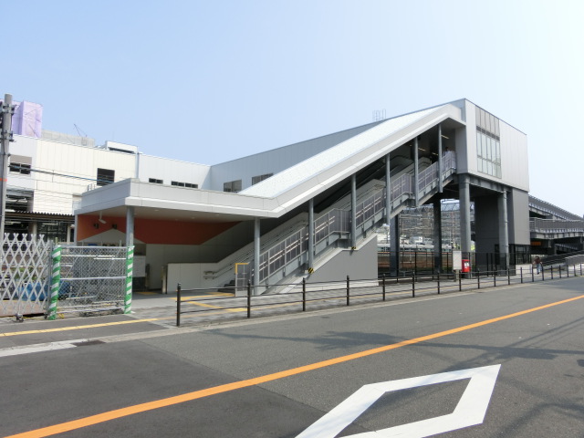 駅舎 (西口)