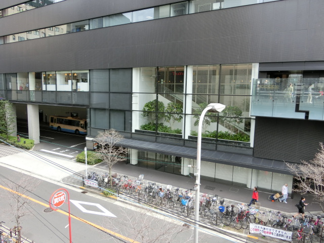 駅舎 (北口)